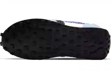 Nike Daybreak "Crimson Tint"