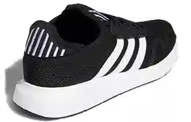 adidas Swift Run X