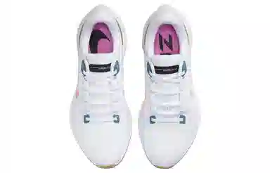 Nike Air Zoom Vomero 16