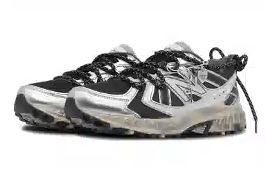 New Balance 410 Black Silver