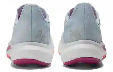 New Balance NB FuelCell Rebel v3