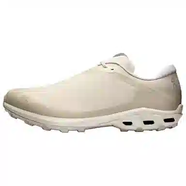 POST ARCHIVE FACTION x On Cloudventure Peak Beige