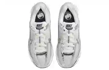 Nike Zoom Vomero 5 "Photon Dust"