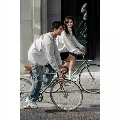 New Balance 725 Silver White