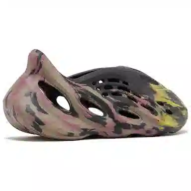 adidas Yeezy Foam Runner "MX Carbon"