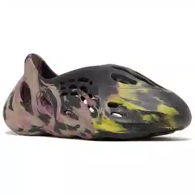 adidas Yeezy Foam Runner "MX Carbon"