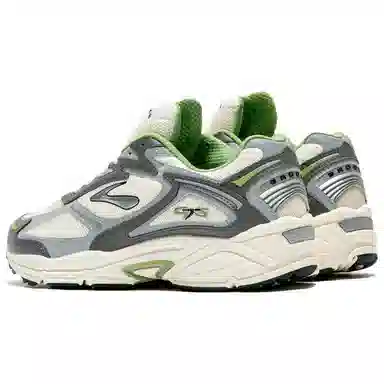 Brooks Adrenaline GTS 4