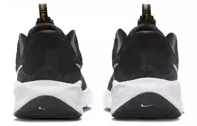 Nike Revolution 7 Black