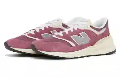 New Balance 997R Red