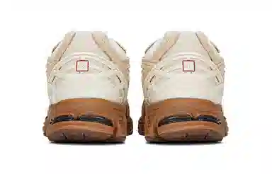 New Balance 1906R Beige