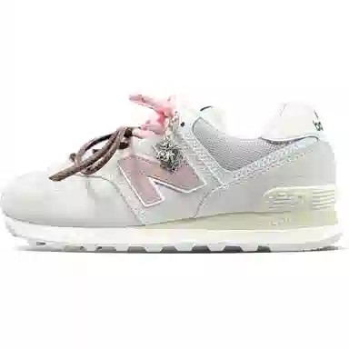 New Balance 574+