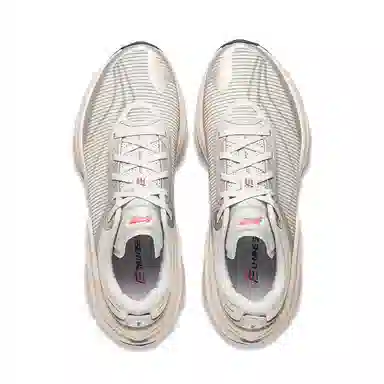 LiNing Shadow 3 Essential