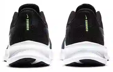 Nike Downshifter 10
