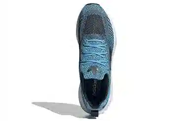 adidas Swift Run 22