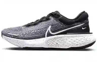 Nike Invincible Run 1
