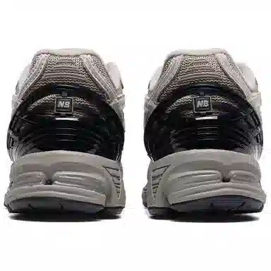 New Balance 1906R Beige