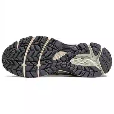 Asics Gel-Kahana 8 SP