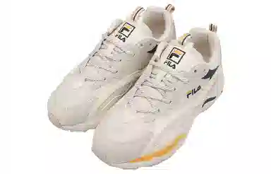 FILA Tracer