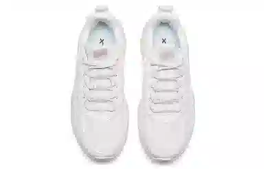 特步 复古休闲老爹鞋 女款 白色