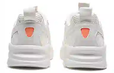 特步 复古休闲老爹鞋 女款 白色