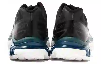 and wander x Salomon