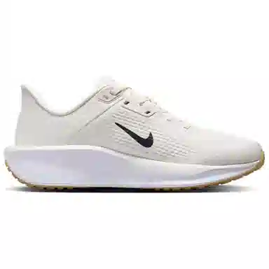 Nike QUEST 6