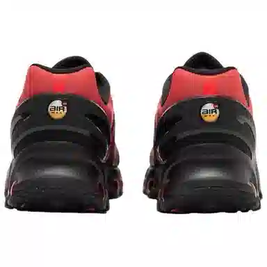 Nike Air Max DN8 "Bred"