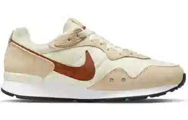 Nike Venture Runner Beige