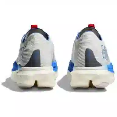 HOKA ONE ONE CIELO X1