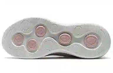 特步 柔立方 织物 减震透气轻便耐磨防滑 低帮 跑步鞋 女款 棕粉色