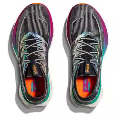 HOKA ONE ONE CIELO X1