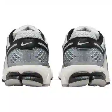 Nike Air Zoom Vomero 5 Grey