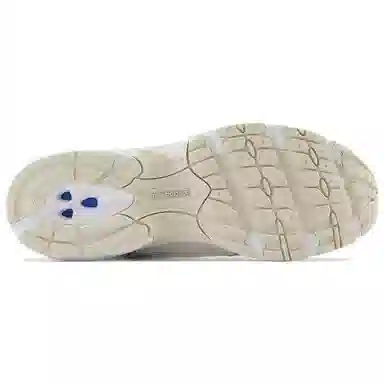 New Balance 530 Off White