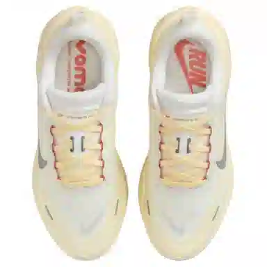 Nike Vomero Plus