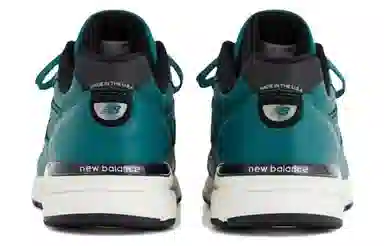 New Balance 990 V4 Green