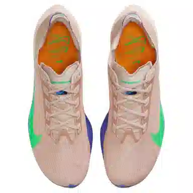 Eliud Kipchoge x Nike Vaporfly 4