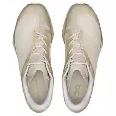 POST ARCHIVE FACTION x On Cloudventure Peak Beige