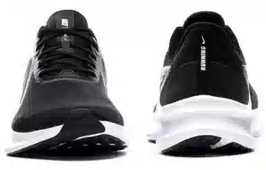 Nike Downshifter 10