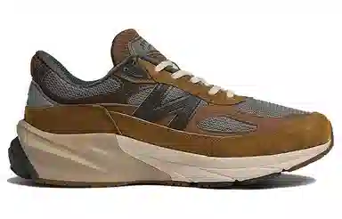Carhartt WIP x New Balance 990 V6 Khaki