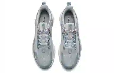 特步 跑步鞋 男款 灰 舒适 运动