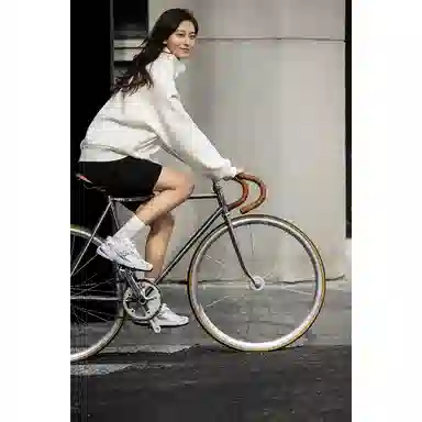 New Balance 725 Silver White