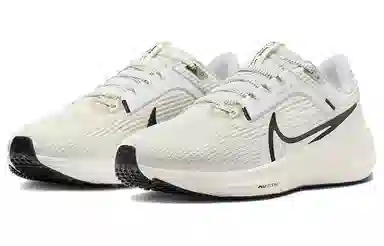 Nike Air Zoom Pegasus 40 White