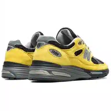 New Balance 991 v2 Yellow