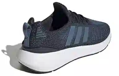 adidas originals Swift Run 22