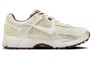 Nike Air Zoom Vomero 5 Valentine's Day