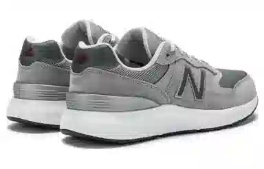 New Balance 880