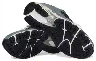 JJJJound x New Balance 2002R