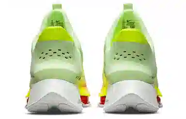 Nike Air Zoom Tempo Next% FlyEase