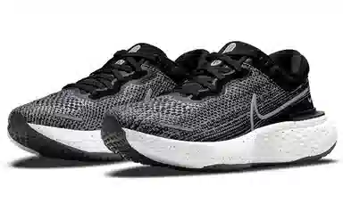 Nike Invincible Run 1 Flyknit