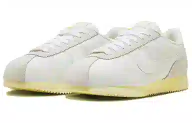 Nike Cortez White
